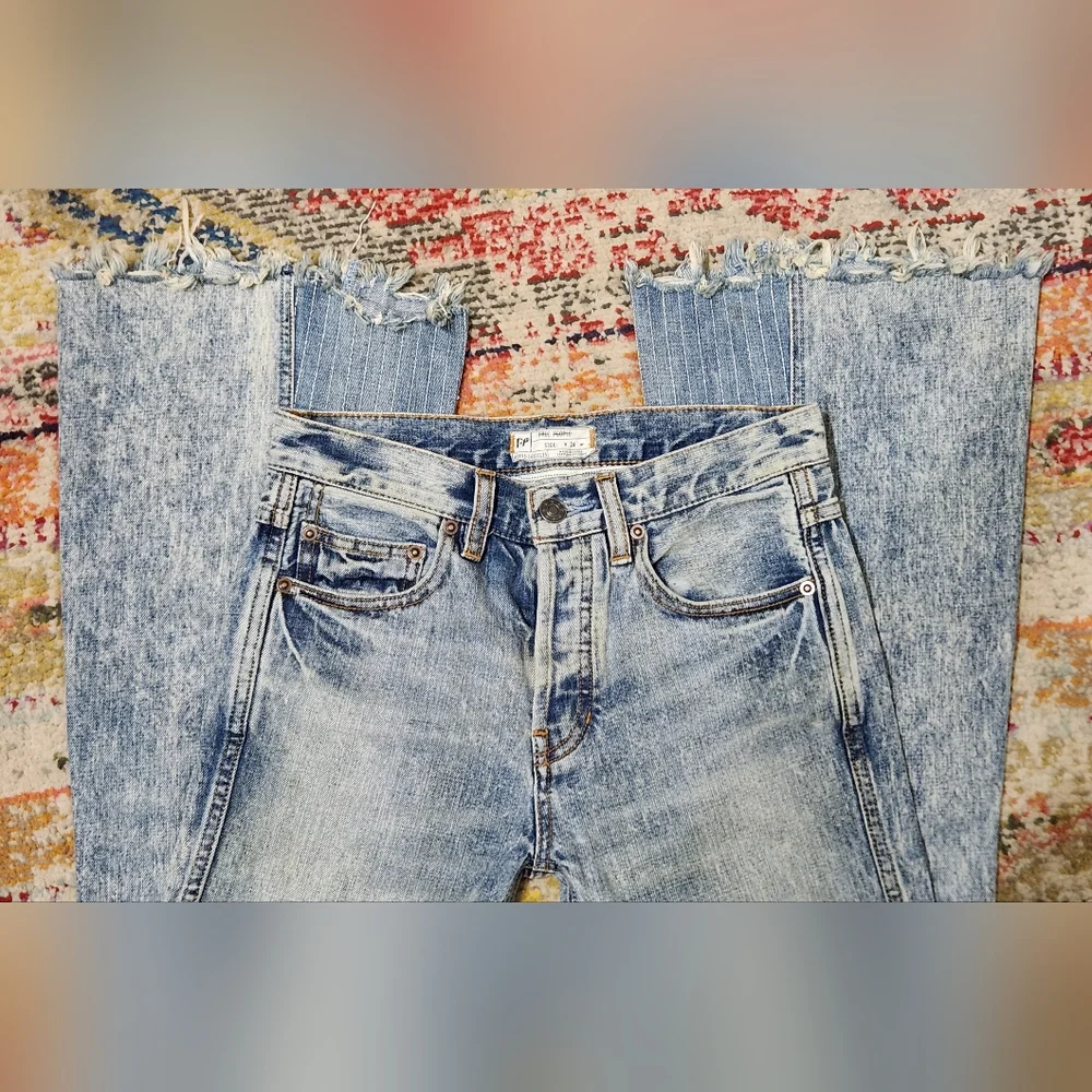 Free People Novelty Flare Jeans Sz 24